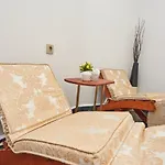 Honey Hotel 2*
