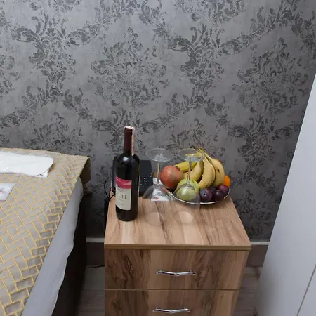 Otel Honey 2*
