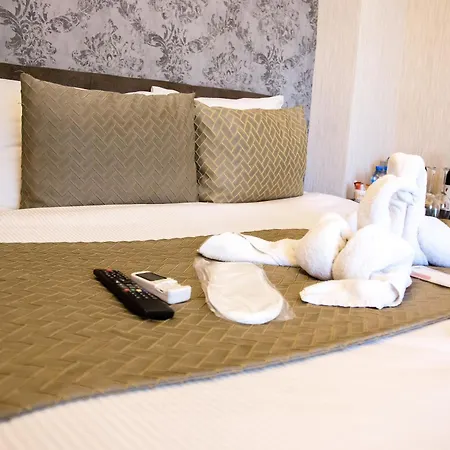 Hotel Honey