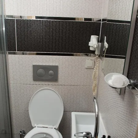 Hotel Honey
