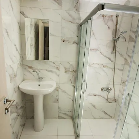 Otel Honey 2*