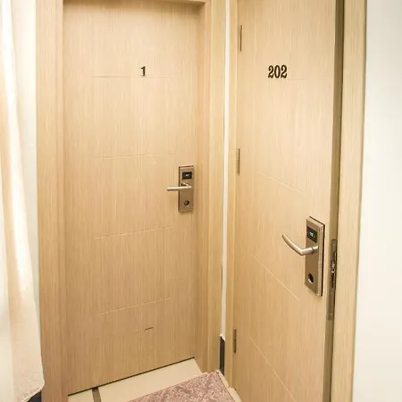 Honey Hotel 2*