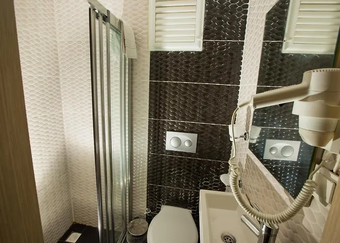 Honey 2* Стамбул